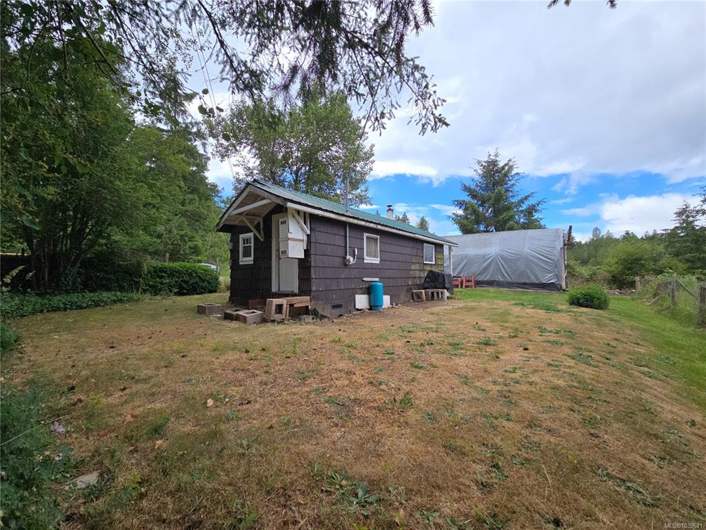 Fifth View of 1055 Station Rd, Coombs, BC, V0R 1M0