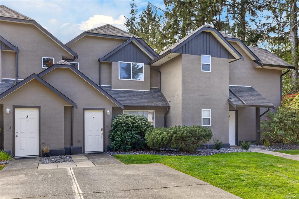 Fourth View of 555 Rockland Rd, Creekside Village, Campbell River, BC, V9W 8B7