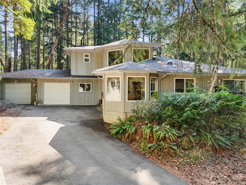 661 Millstream Lake Rd, 1039656, BC,