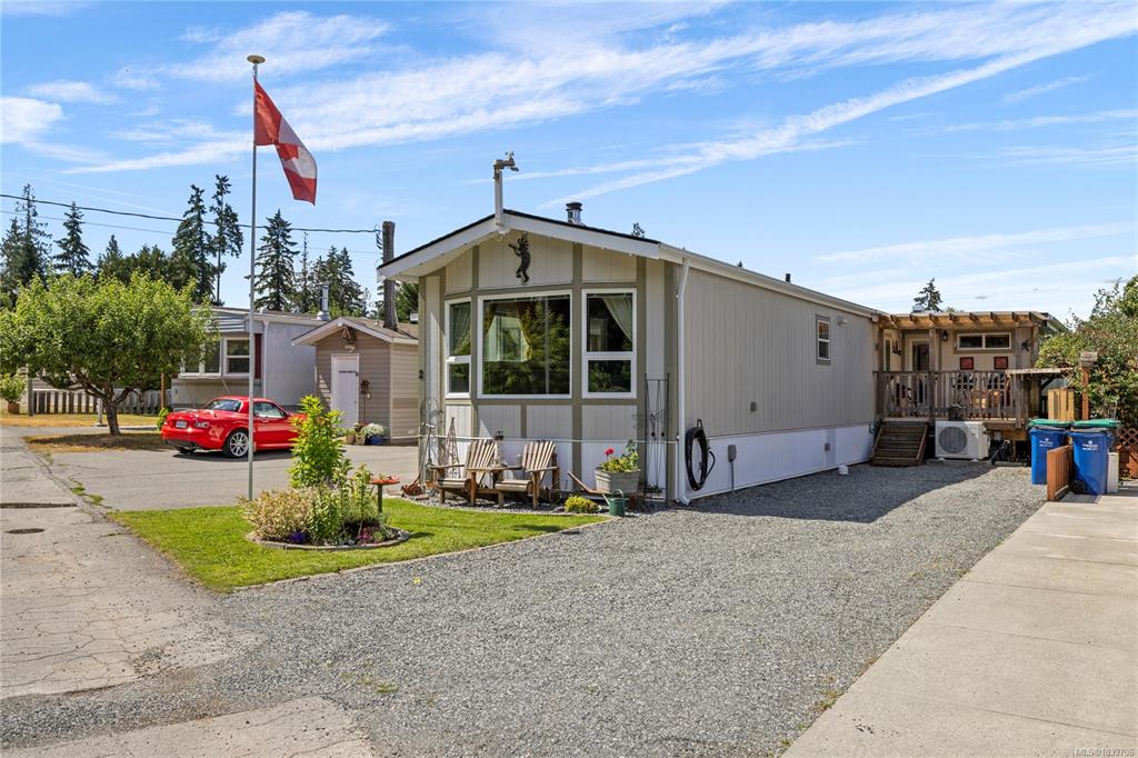 Fourth View of 1572 Seabird Rd, CASSIDY MOBILE HOME PARK, Cassidy, BC, V9G 1L3