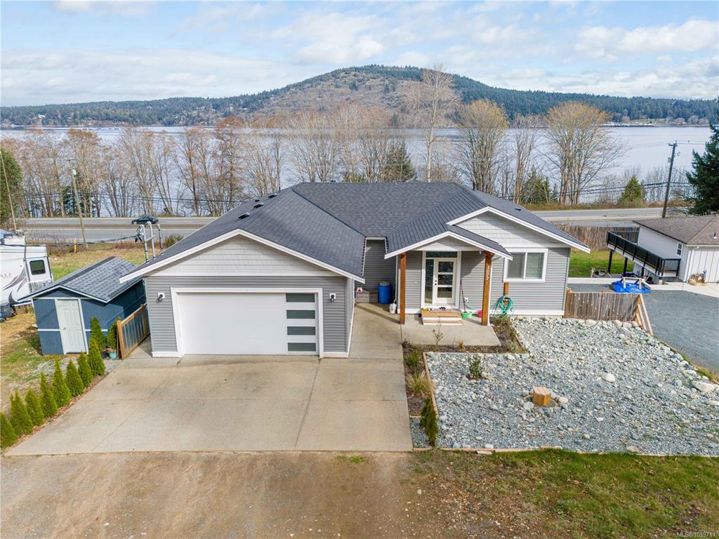 3077 Hillview Rd, 1039711, BC,