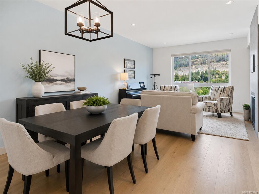 Fifth View of 2836 Turnstyle Cres, Langford, BC, V9B 0T8