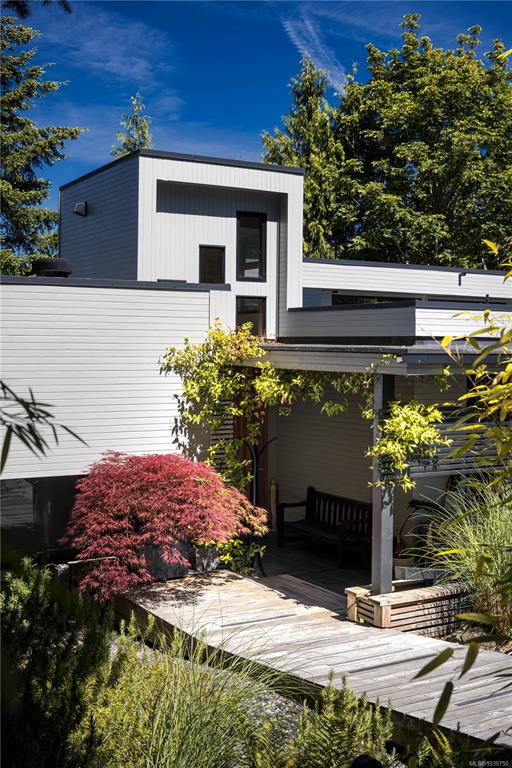 Third View of 683 Steamer Dr, Central Saanich, BC, V9E 2A1