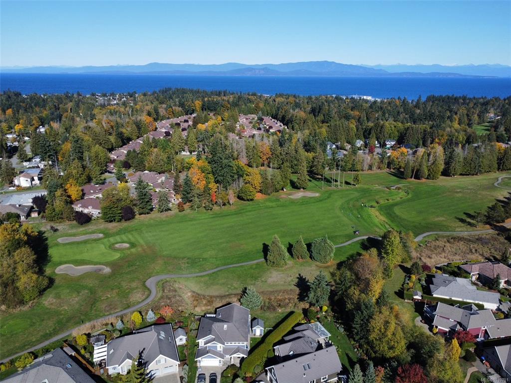 Fifth View of 612 Morningstar Dr, Parksville, BC, V9P 2W2
