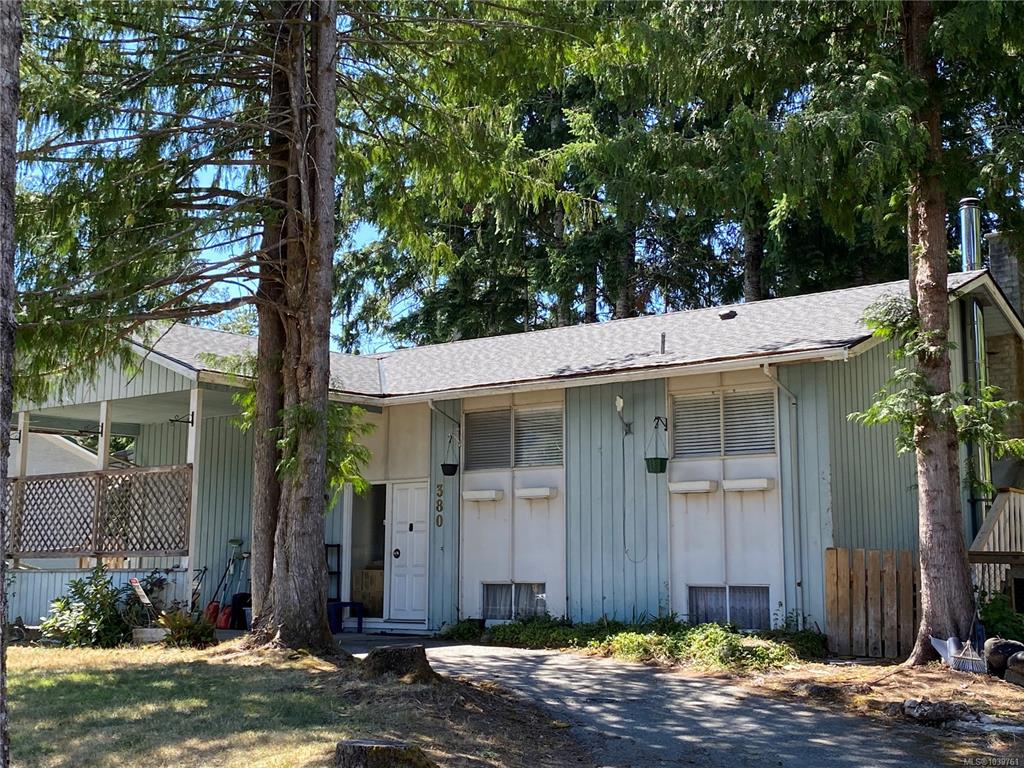 Main View of 380 Alder Cres, Gold River, BC, V0P 1G0