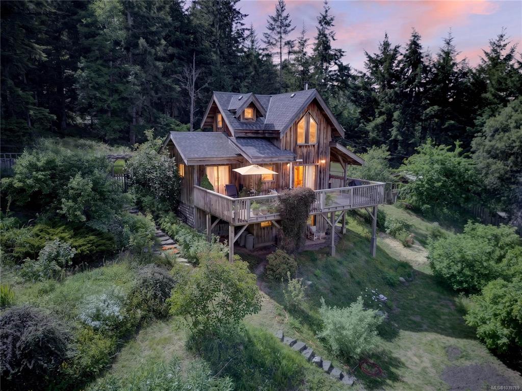 Fifth View of 220 Wright Rd, Salt Spring, BC, V8K 2H8