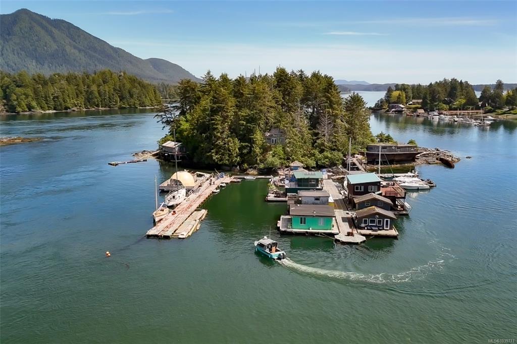 Float Strawberry Island, 1039771, BC,