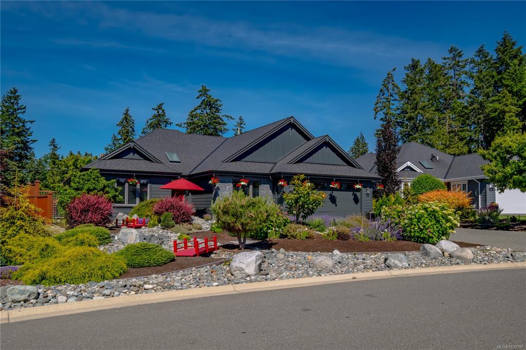 1008 Brookfield Cres, 1039787, BC,