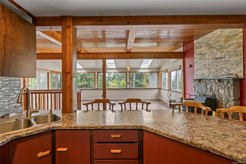 Fifth View of 3186 Dolphin Dr, Nanoose Bay, BC, V9P 9J2