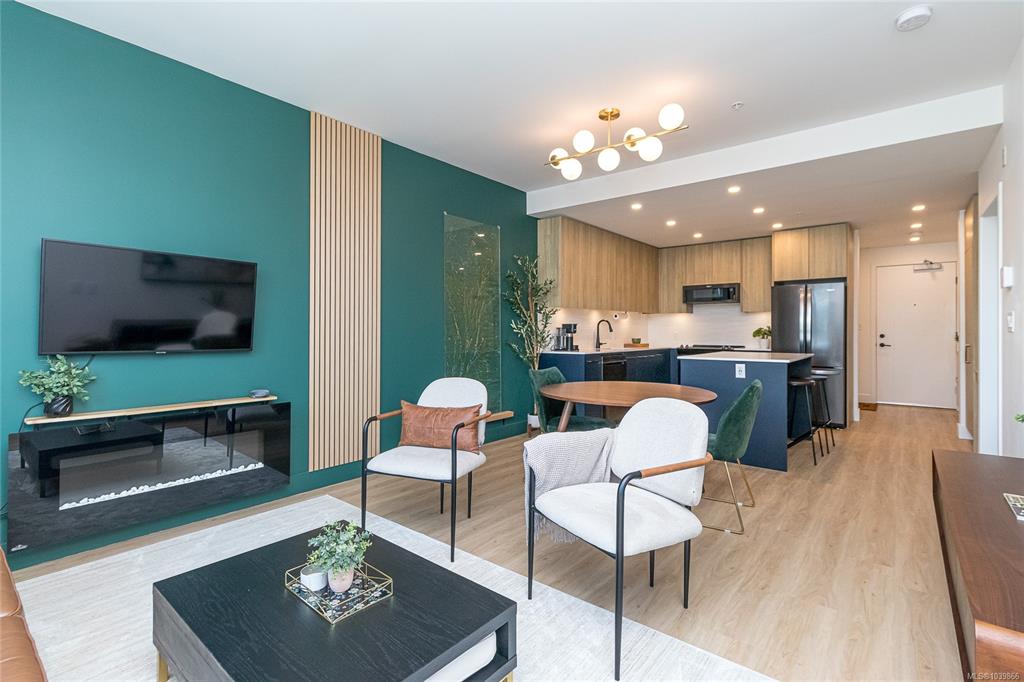 920 Reunion Ave, 1039866, BC,
