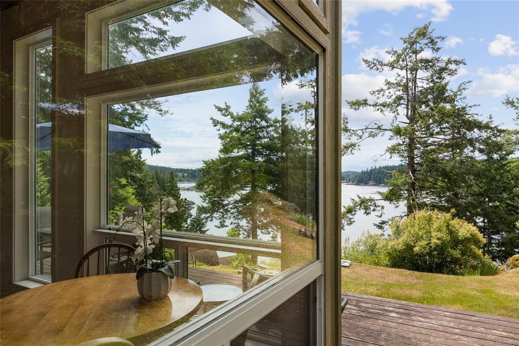 Fifth View of 781 Cliff Rd, Quadra Island, BC, V0P 1N0