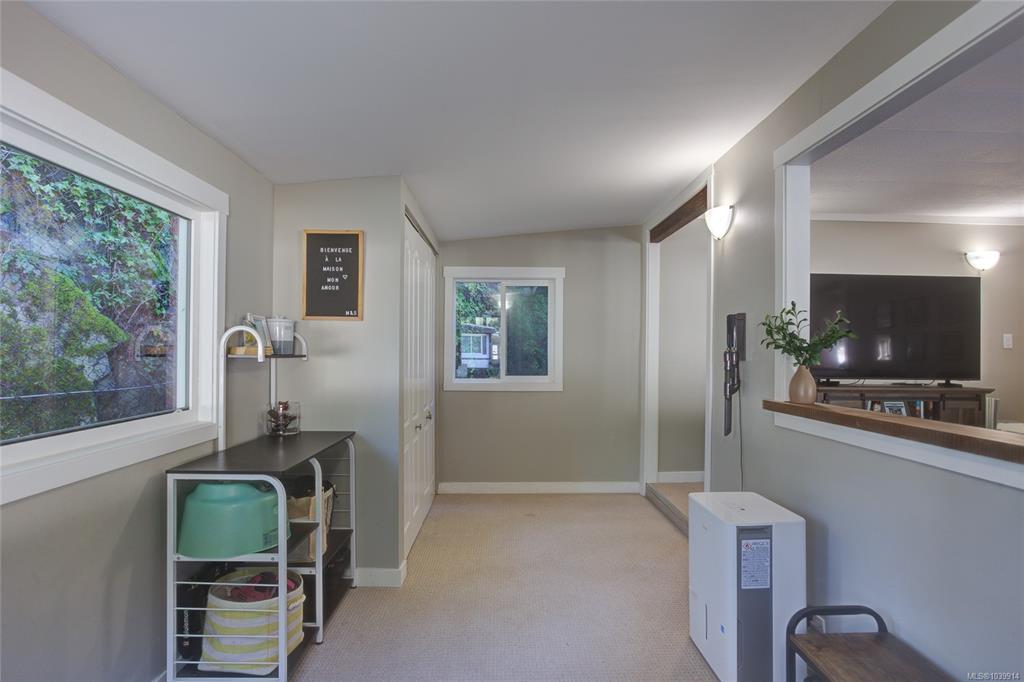Fifth View of 2817 Sooke Lake Rd, Langford, BC, V0R 2W3