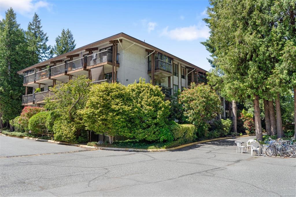 1005 Mckenzie Ave, 1039925, BC,