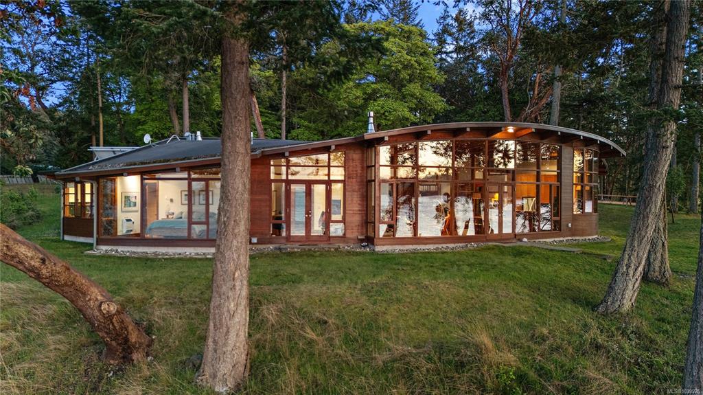 Second View of 1228 1232 Greenleaf Lane, Sidney Island, BC, V8L 5Y9
