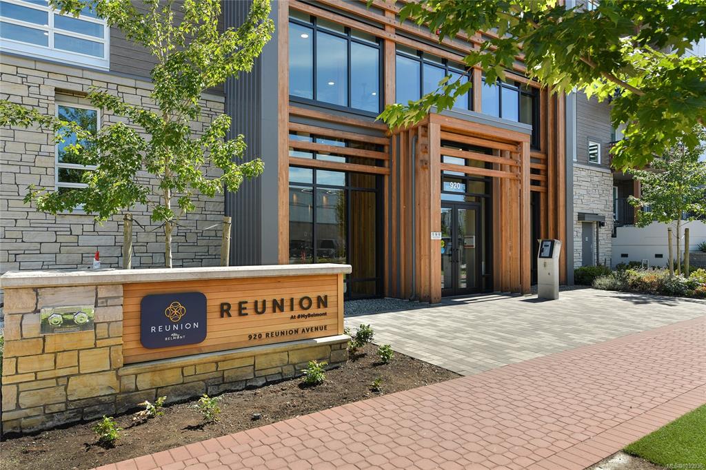 920 Reunion Ave, 1039936, BC,