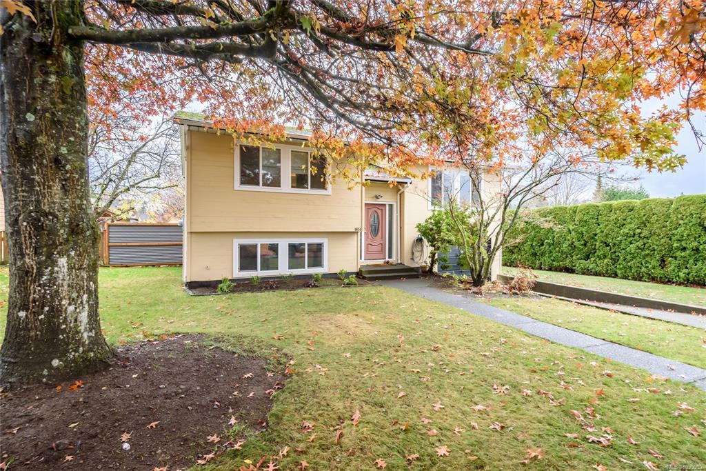 1651 Ascot Ave, 1039952, BC,