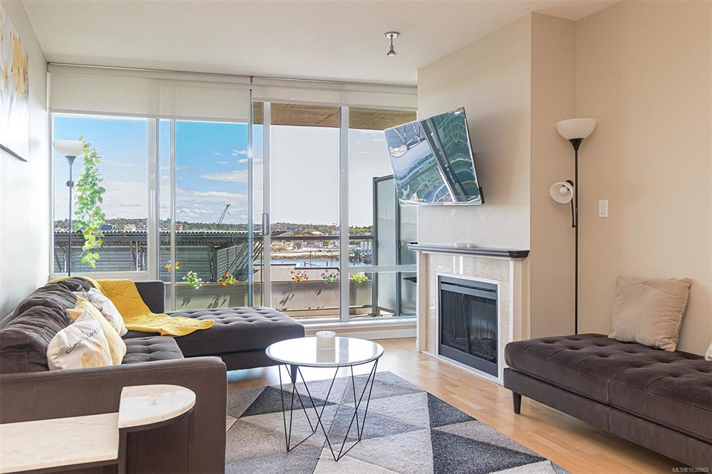 Second View of 160 Wilson St, Parc Resendices, Victoria, BC, V9A 7P9