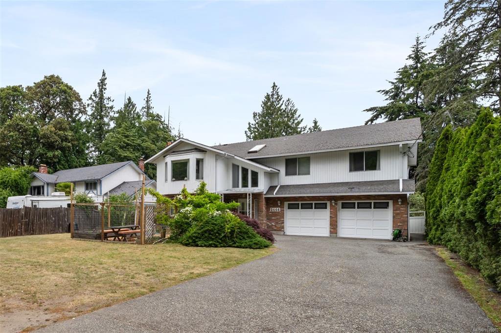 Third View of 2444 Sooke Rd, Colwood, BC, V9B 1X7