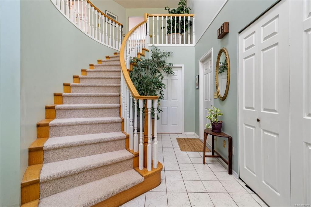 Fourth View of 2444 Sooke Rd, Colwood, BC, V9B 1X7