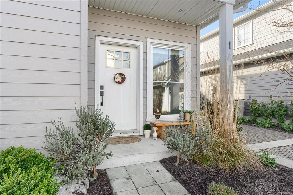 Fourth View of 3120 Washington Ave, WASHINGTON 8, Victoria, BC, V9A 1P6