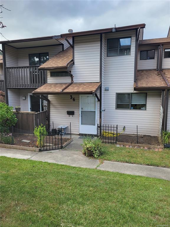Second View of 1506 Admirals Rd, View Royal, BC, V9A 7B1