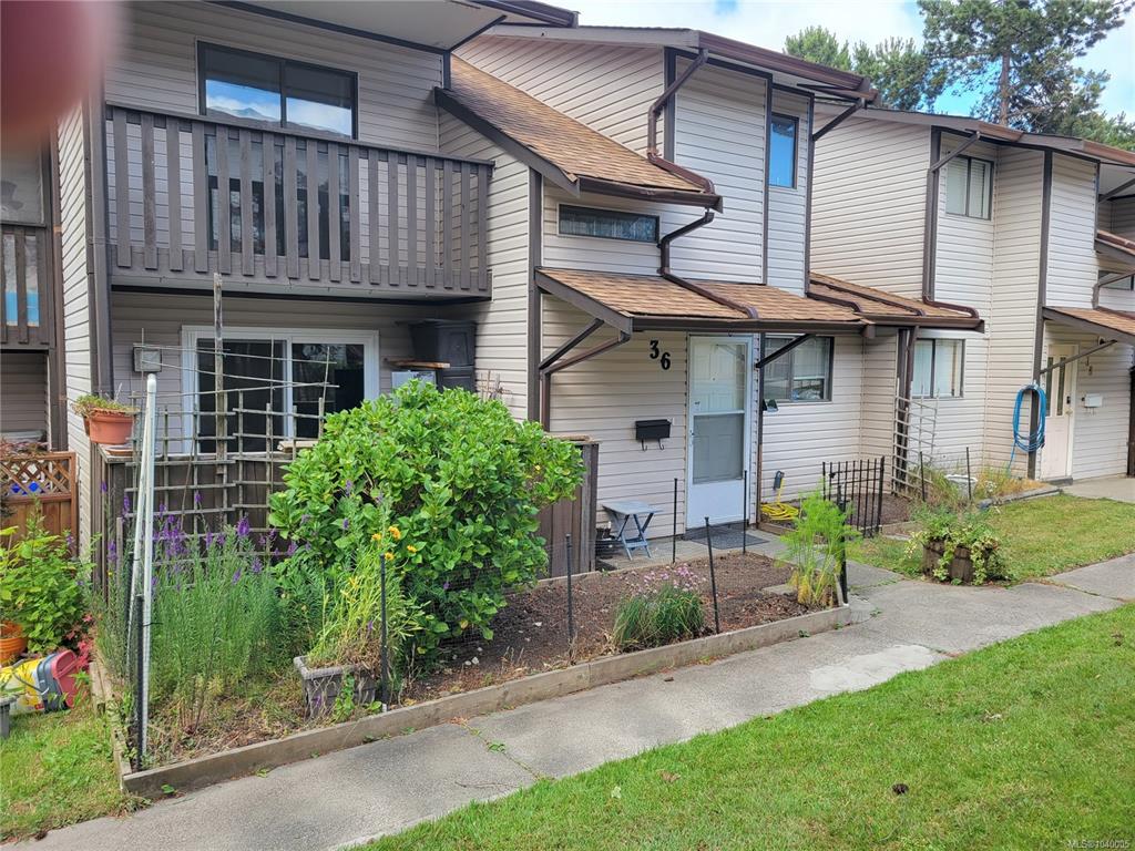 Third View of 1506 Admirals Rd, View Royal, BC, V9A 7B1