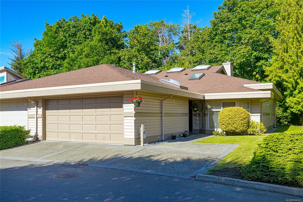 Fifth View of 902 Lakes Blvd, ST ANDREWS LANE, Parksville, BC, V9P 2P8