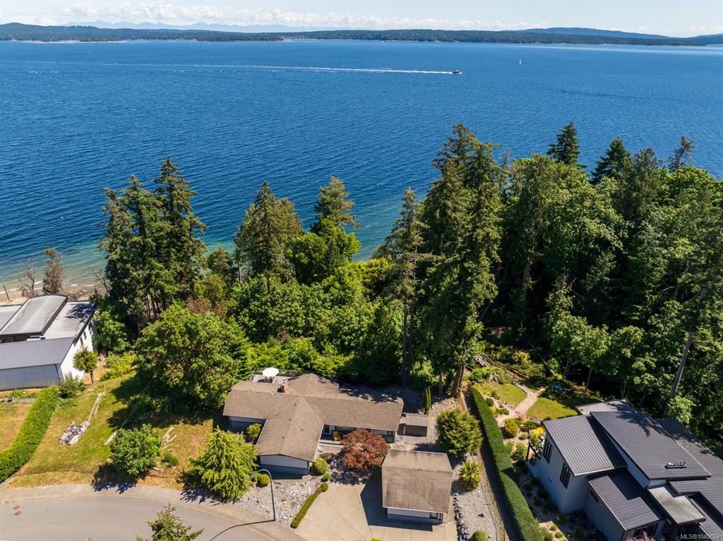 Second View of 10075 Daniel St, Chemainus, BC, V0R 1K1