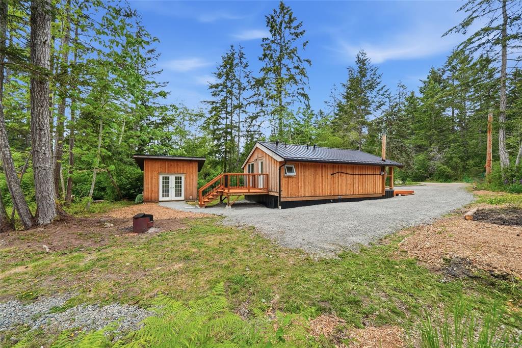 Fourth View of 675 Little Blvd, Gabriola Island, BC, V0R 1X3