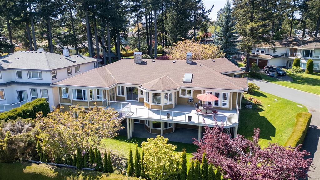 Second View of 4405 Moonlight Lane, Saanich, BC, V8N 6K7