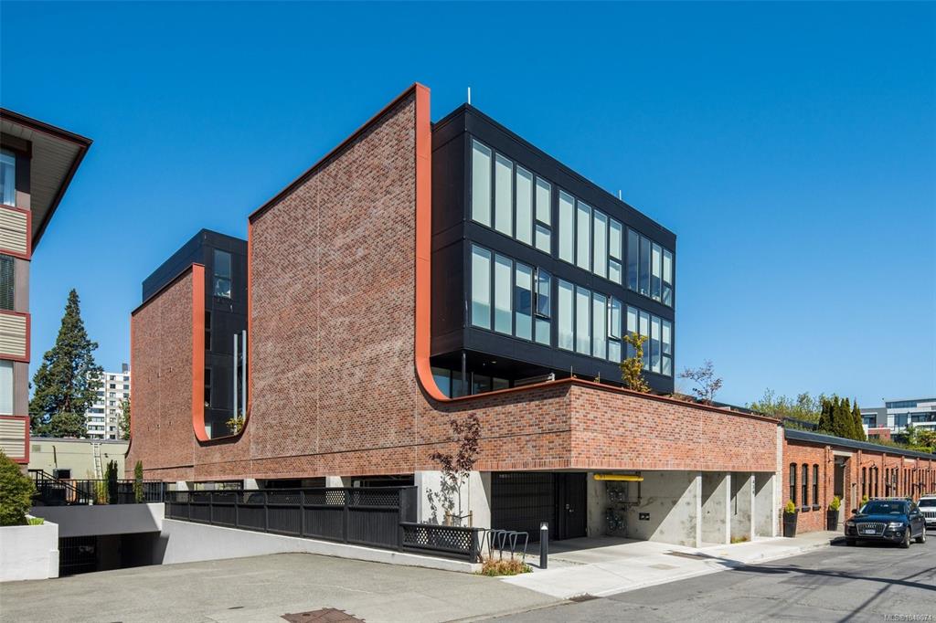 430 Parry St, 1040074, BC,