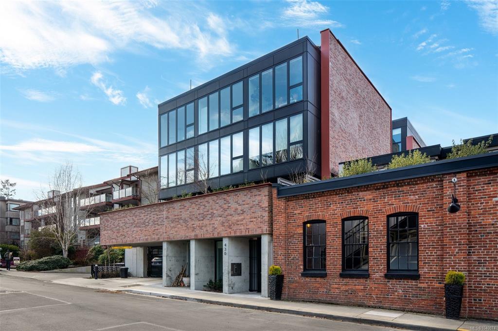 Fourth View of 430 Parry St, Rotunda, Victoria, BC, V8V 2H7