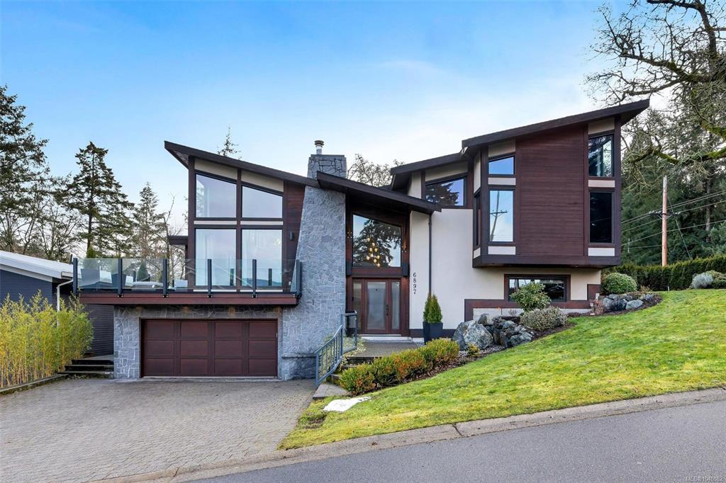6897 Mckenna Crt, 1040082, BC,