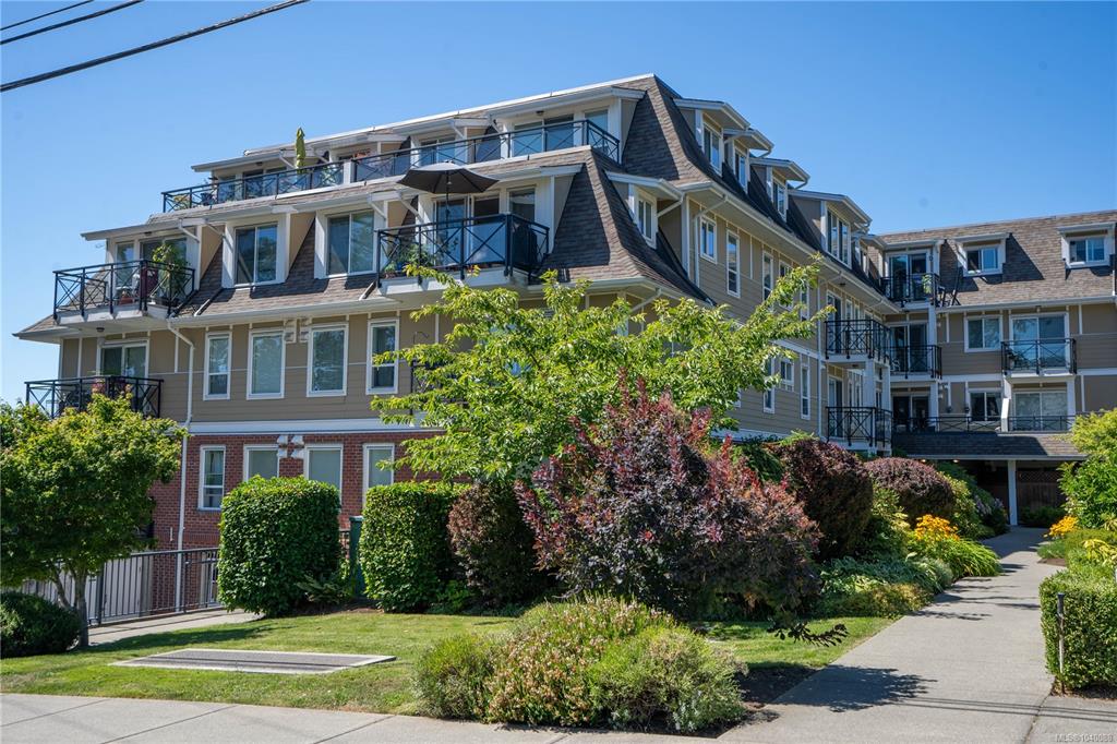 4536 Viewmont Ave, 1040088, BC,