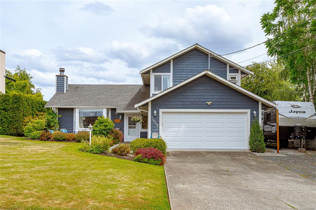 Second View of 7859 Simpson Rd, Central Saanich, BC, V8M 2H3