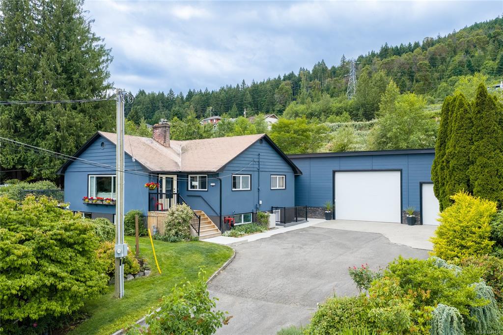 446 Davis Rd, 1040111, BC,