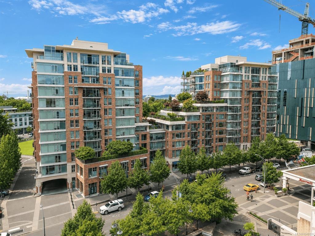 Second View of 737 Humboldt St, Aria, Victoria, BC, V8W 1B1