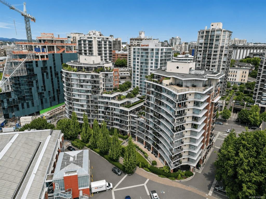 Fourth View of 737 Humboldt St, Aria, Victoria, BC, V8W 1B1