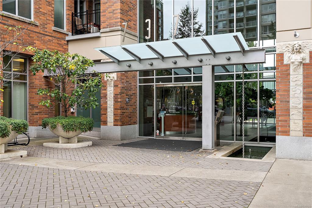 Fifth View of 737 Humboldt St, Aria, Victoria, BC, V8W 1B1