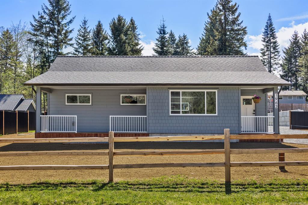 Fourth View of 1963 Wilfred Rd, Black Creek, BC, V9J 1J8