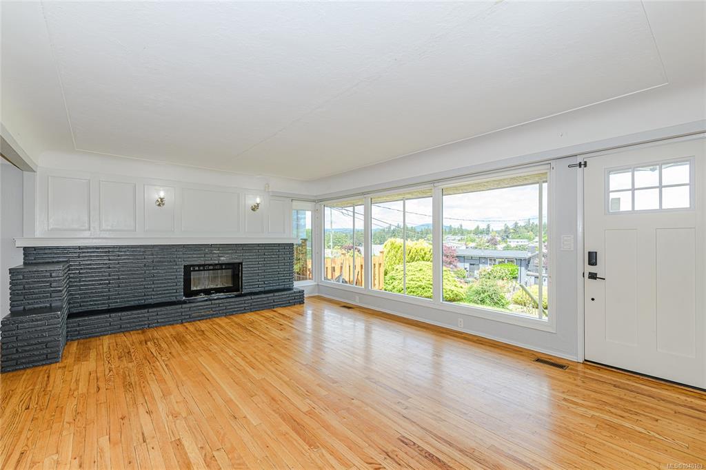 585 Baker St, 1040163, BC,