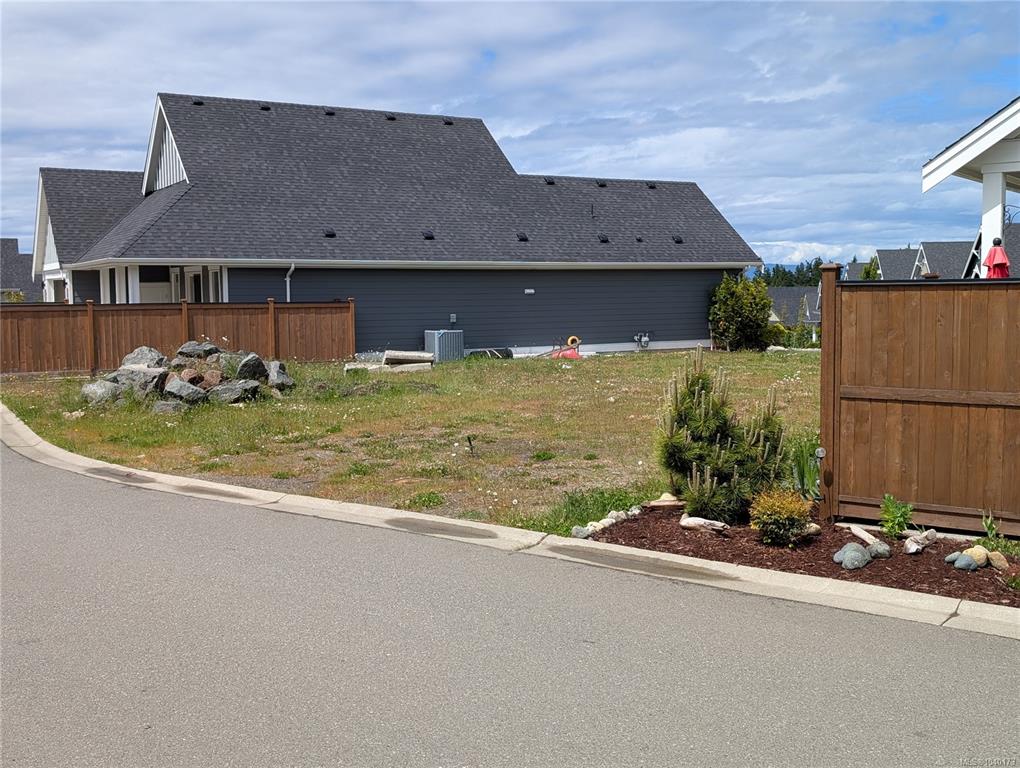 Fifth View of 669 Briarwood Dr, Wembley Crossing, Parksville, BC, V9P 0G5