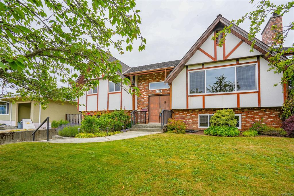 3727 Maitland St, 1040177, BC,
