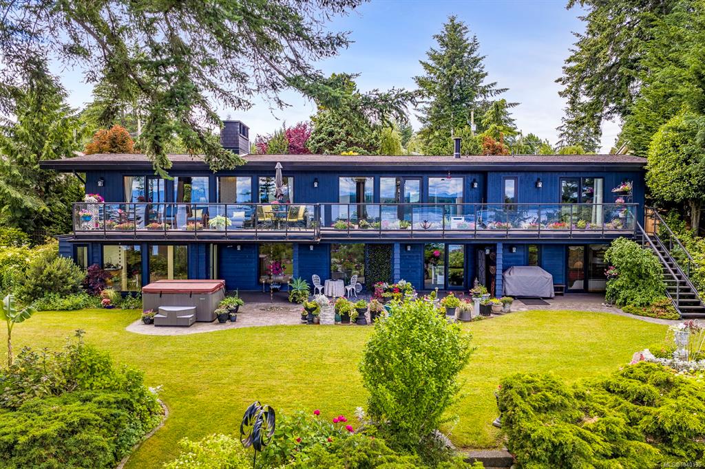 1093 Ash St, 1040195, BC,