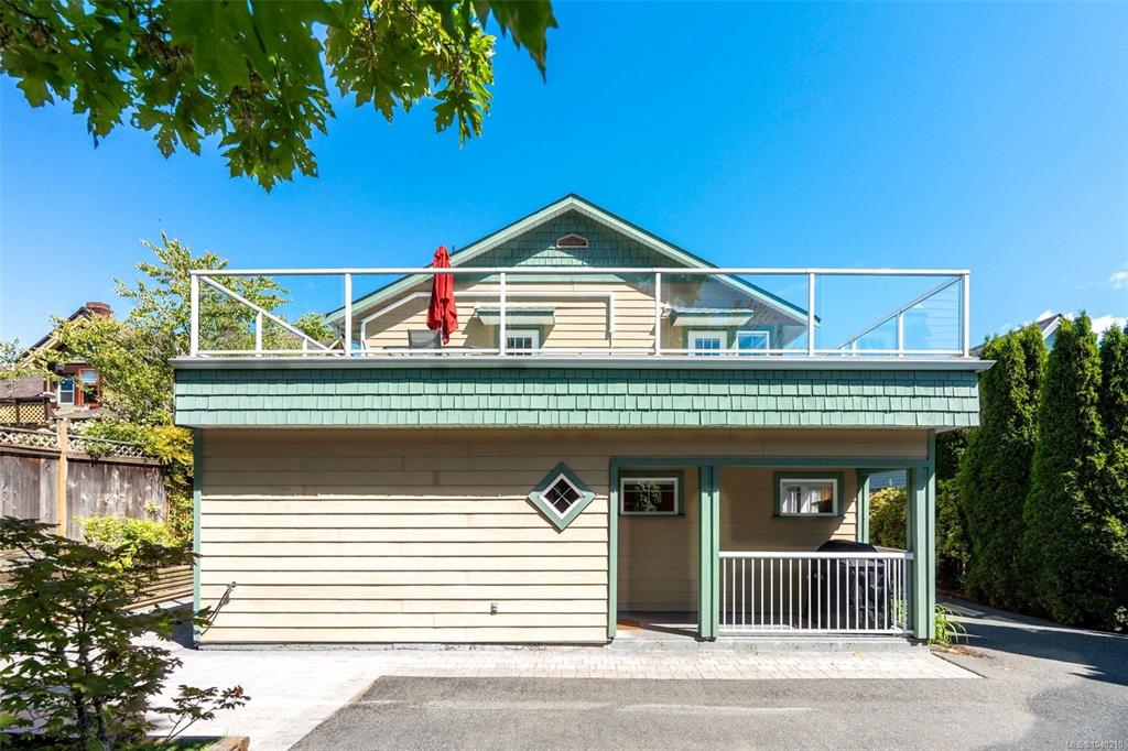 Fourth View of 208 Raynor Ave, Victoria, BC, V9A 3A2