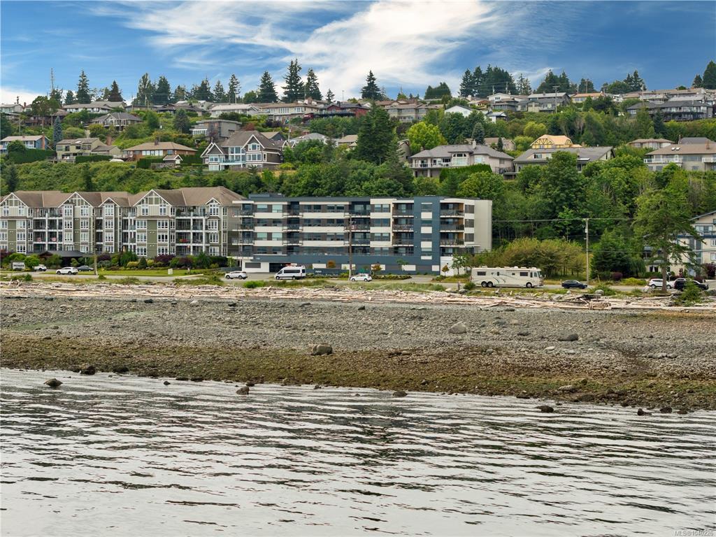 Fifth View of 536 Island Hwy S, Omnia, Campbell River, BC, V9W 1A5