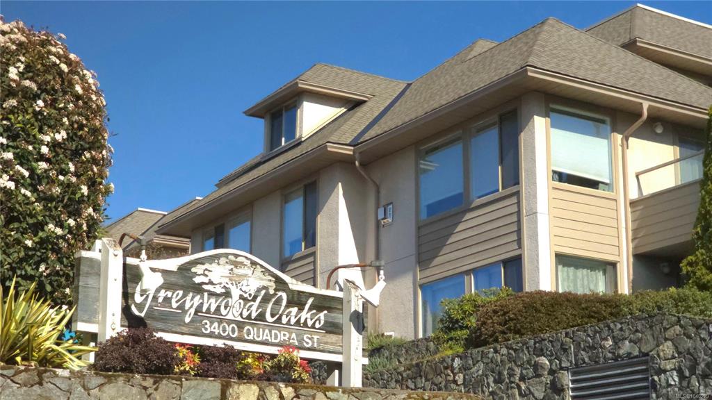 Second View of 3400 Quadra St, Greywood Oaks, Saanich, BC, V8X 1G6