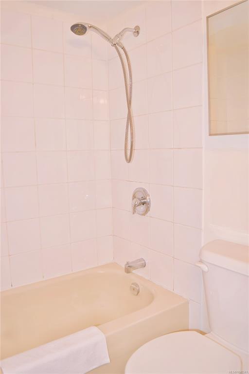 Fifth View of 1870 Mckenzie Ave, Saanich, BC, V8N 4X3