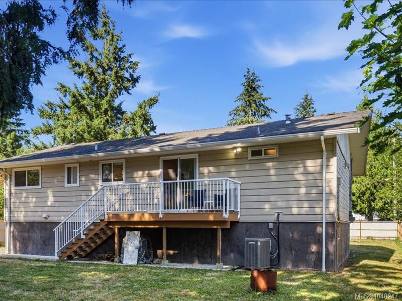 Third View of 2128 Thomas Park Dr, Nanaimo, BC, V9X 1K2