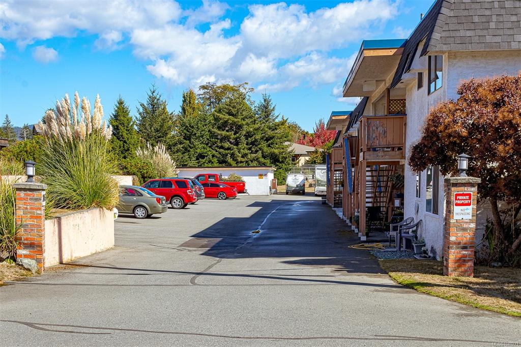 2045 Gatewood Rd, 1040271, BC,